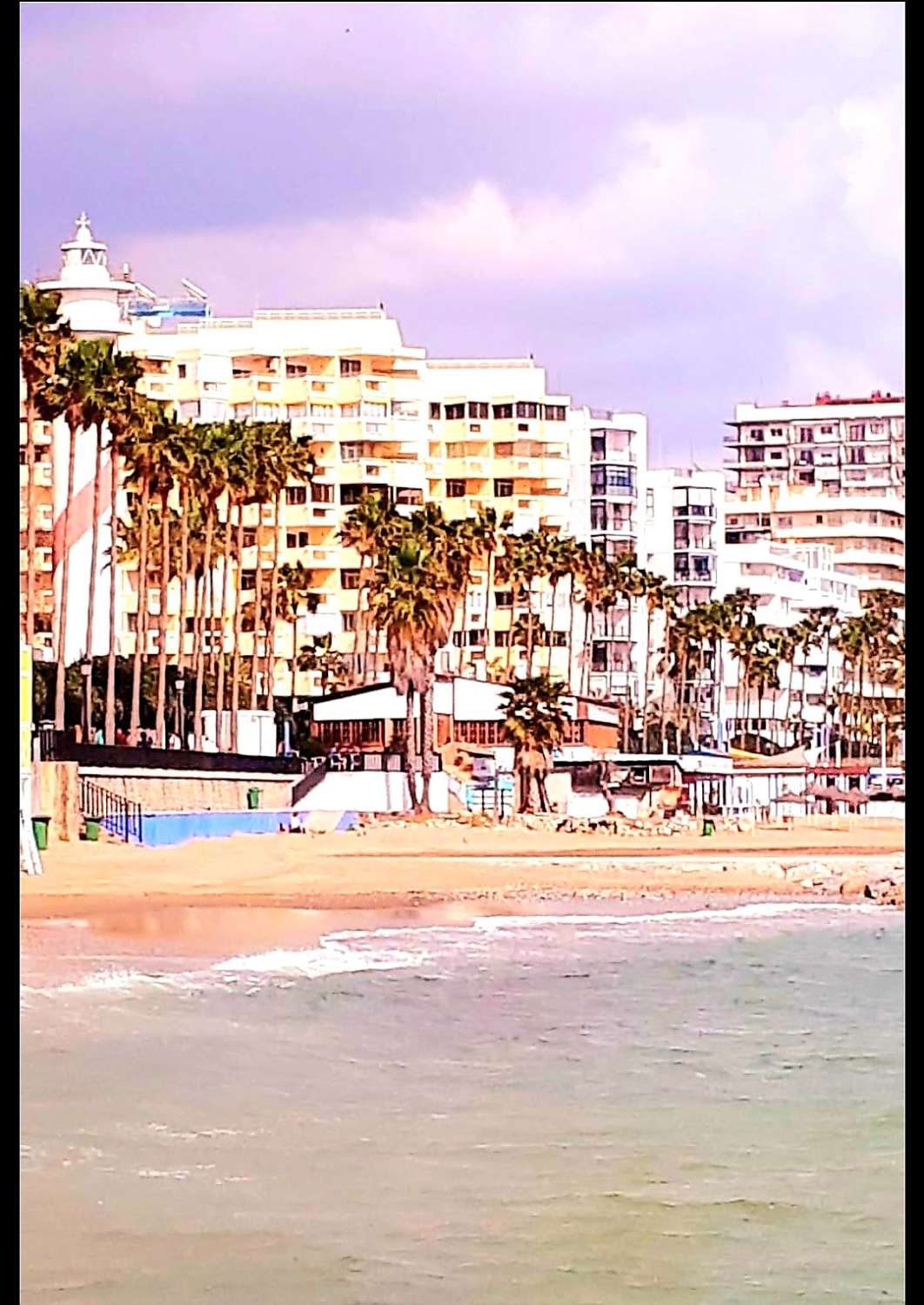 مسطحة لقضاء العطلات في Playa de la Fontanilla (Marbella)