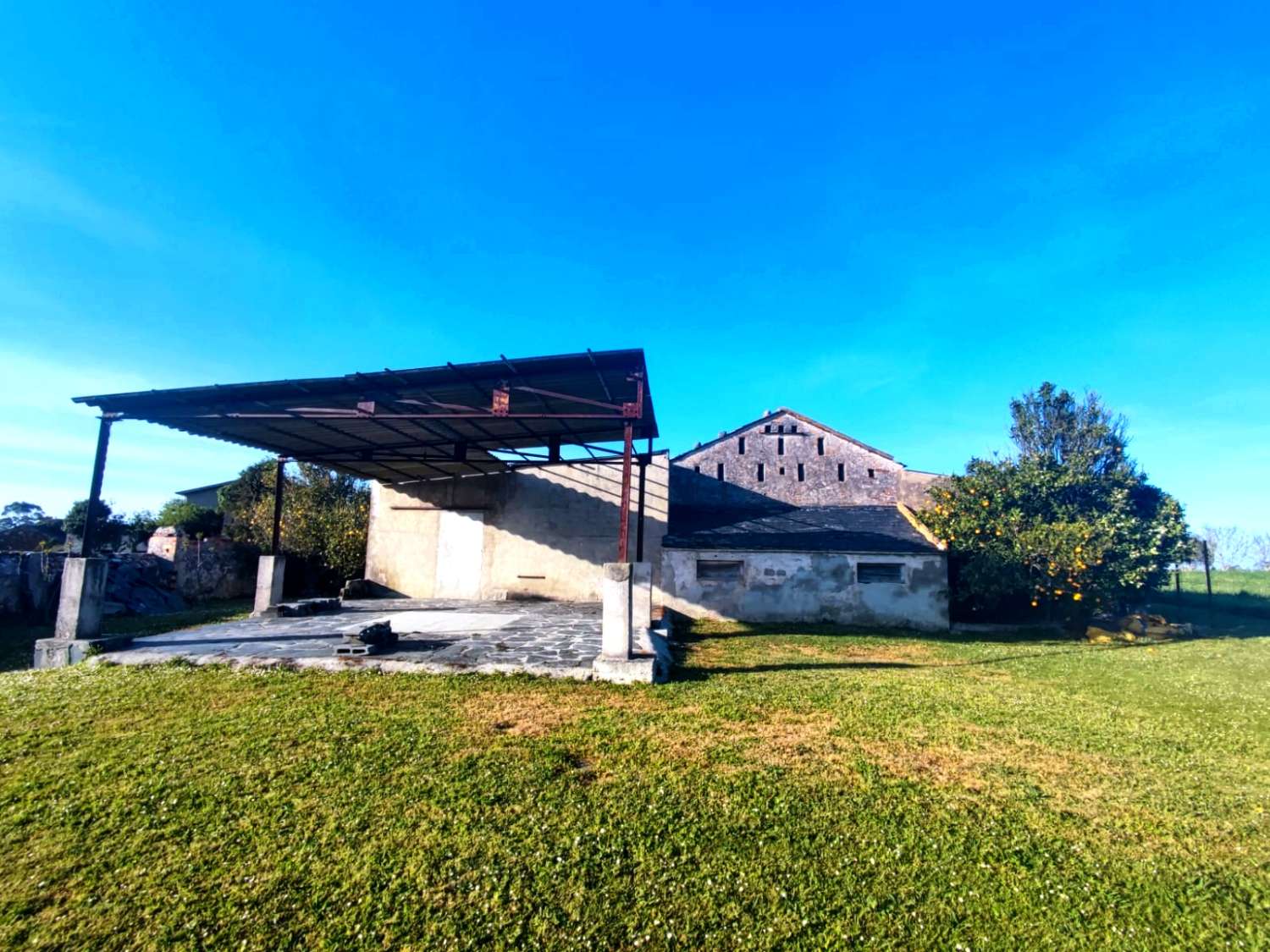 Casa en venda in Tapia de Casariego