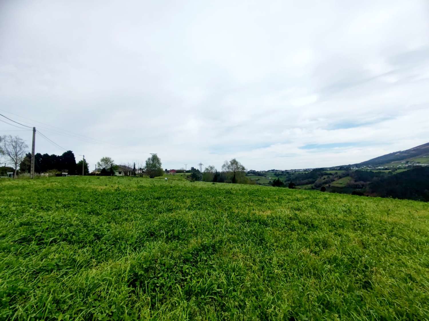 Grundstück in Setienes, Luarca