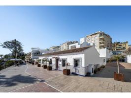 Stor lägenhet i fiskehamnen i Marbella