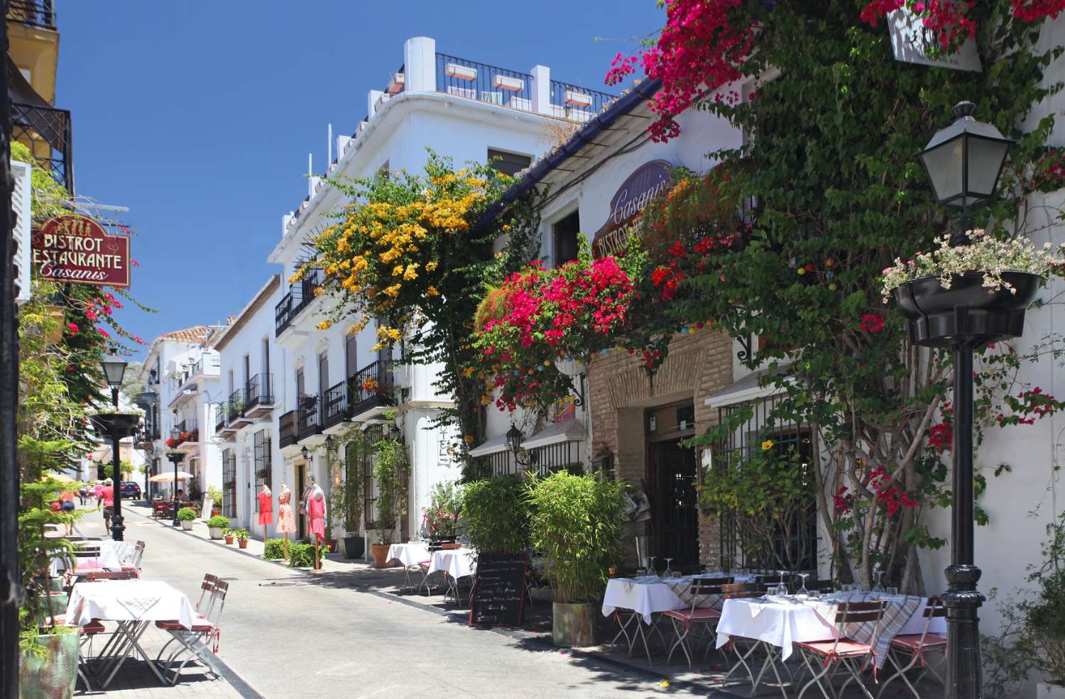 FLATS, PENTHOUSES AND DUPLEXES FOR SALE IN NUEVA ANDALUCÍA, MARBELLA