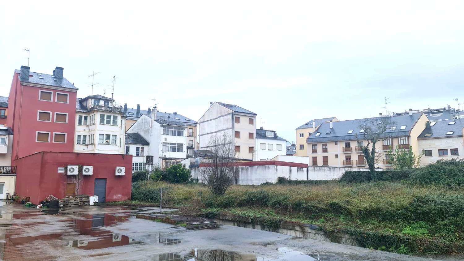 GREAT INVESTMENT OPPORTUNITY IN THE HEART OF RIBADEO