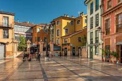 Pis en venda in Oviedo