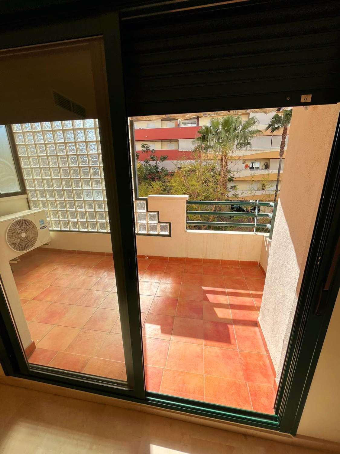 MAGNIFICENT APARTMENT WITH TERRACE IN THE CENTRE OF ESTEPONA